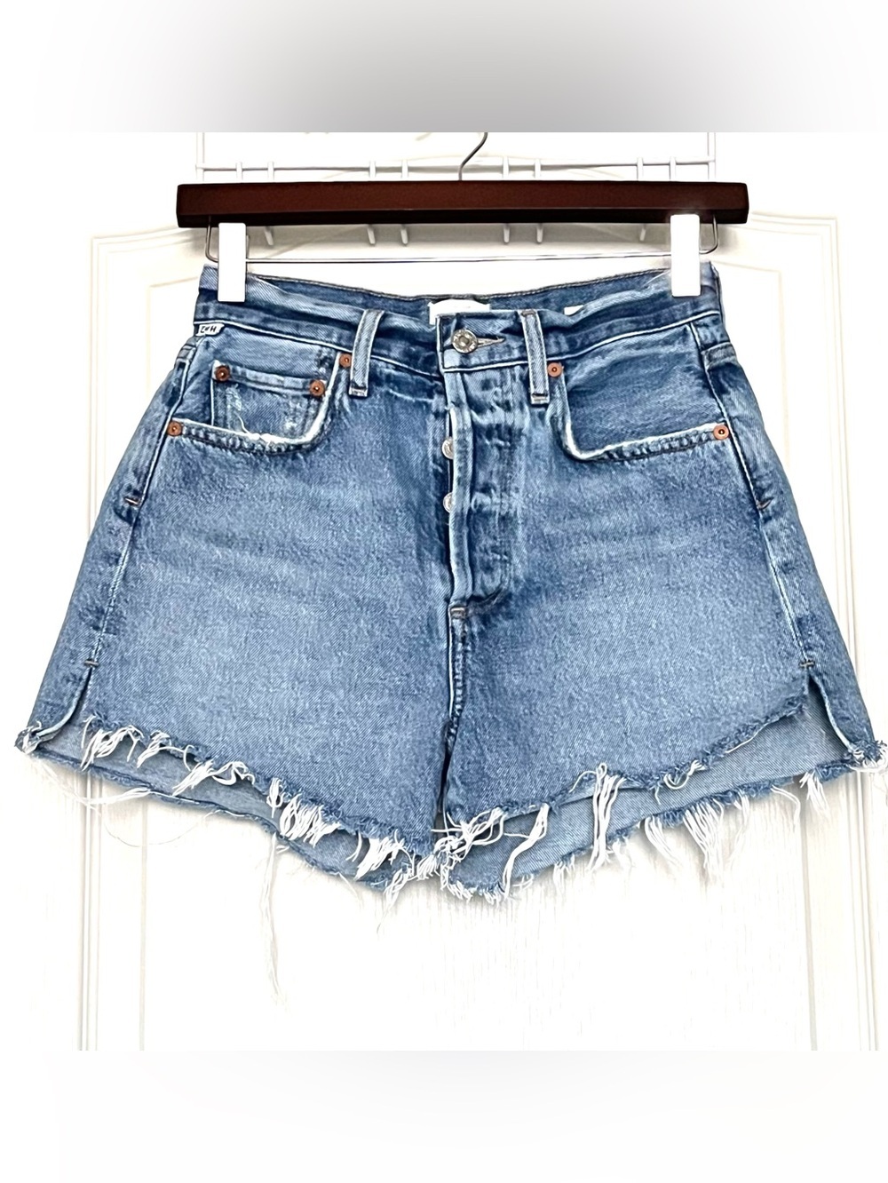 Citizens Of Humanity Marlow Vintage Denim Shorts Size 23 Light Wash Raw Hem